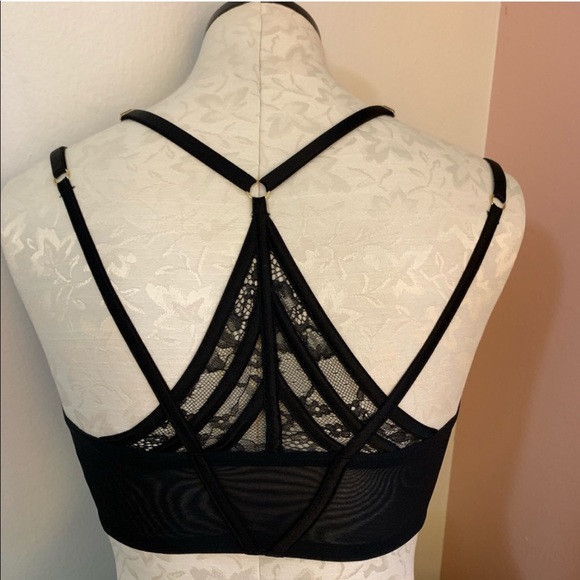 VS front closure padded bra - Picture 4 of 6